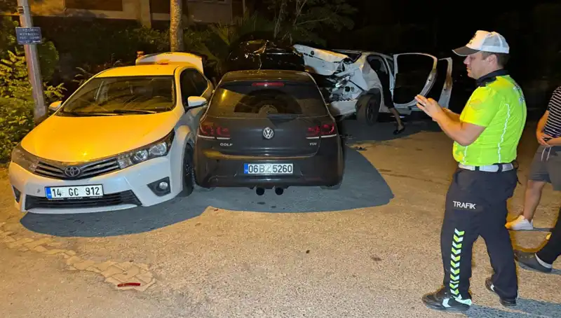Alkollü Sürücünün Feci Kazası: Sokağı Gerçekten Karmakarışık Hale Getirdi
