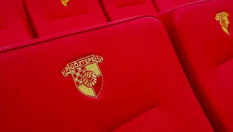 Göztepe, Yeni Yıldızını Buldu: Junior Olaitan ile Anlaşma Sağlandı!