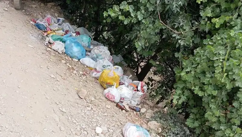 Kato Dağı'ndaki Kaval Şelalesi'nde Doğanın Kirlenmesine Tepki Büyüyor