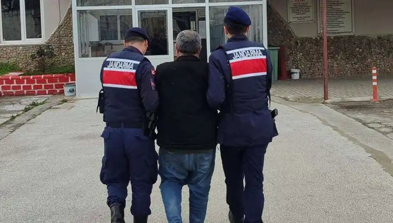 8 Yıldır Aranan Suspect, Nihayet Yakalandı ve Cezaevine Gönderildi!