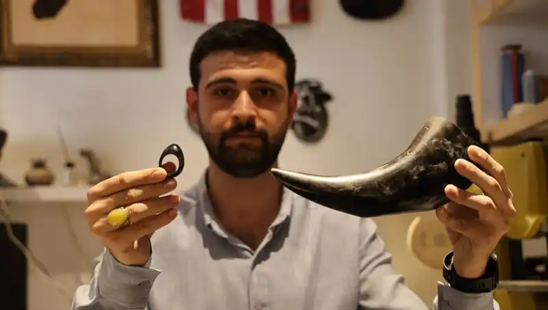Türk Savaşçıların Özel Ekipmanı: Manda Boynuzundan Elde Edilen Silahlar