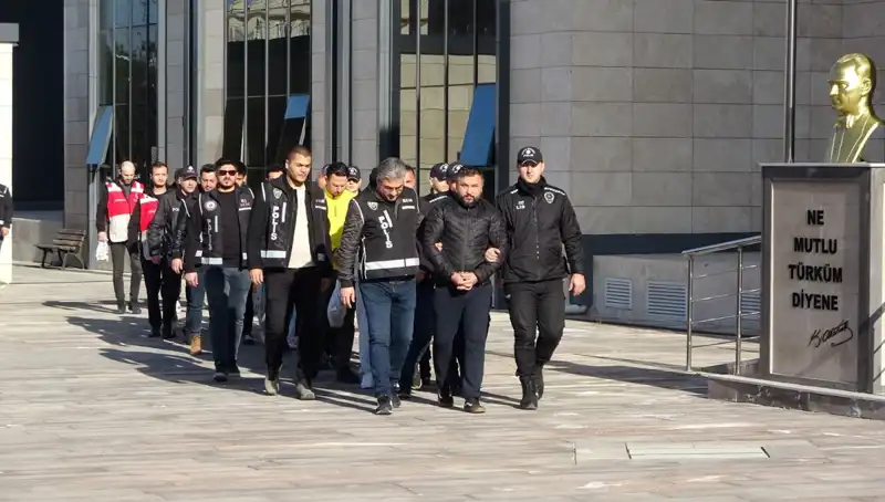 Balyozla Kavga Eden Şüpheliler Serbest Bırakıldı: Olayın Ardındaki Gerçekler Neler?