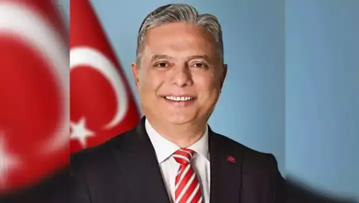 CHP Genel Başkan Adayı Ümit Uysal: Siyasi Yolculuğu ve Vizyonu