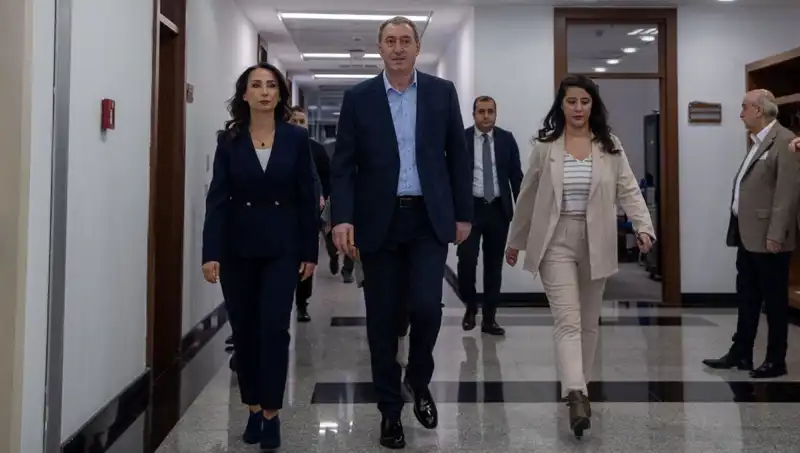 DEM Parti Heyetinden Siyasi Partilere Önemli Ziyaretler: Bugün İki Kritik Görüşme
