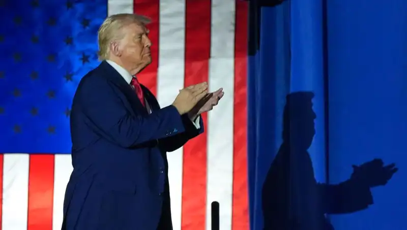 Trump’ın İlk 100 Günde Gerçekleştirdiği Değişim: Tarih Yazmak