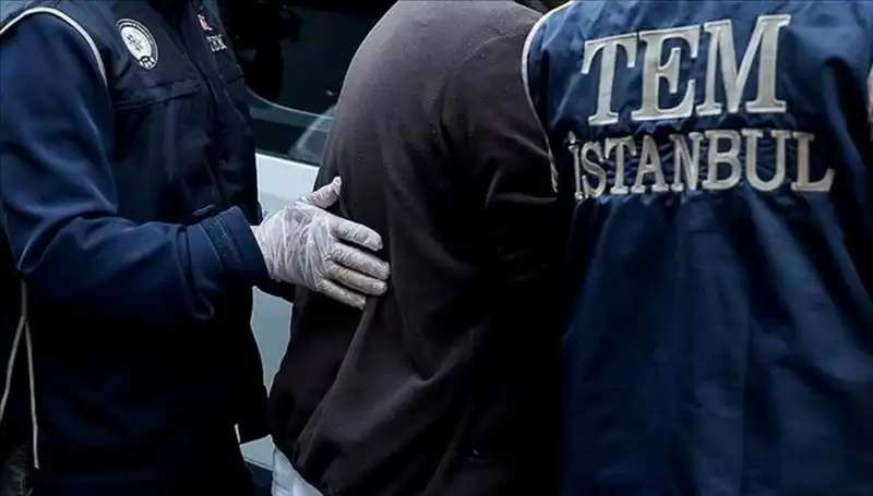 İstanbul'da DHKP-C Operasyonu: 35 Kişi Gözaltına Alındı, Eski Başkan Şükrü Genç İfadesine Başvuruldu