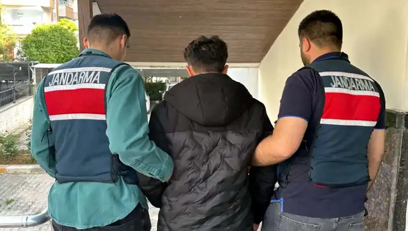 Türkiye'de Dolandırıcılık Şebekesine Dev Operasyon: 35 Kişi Tutuklandı