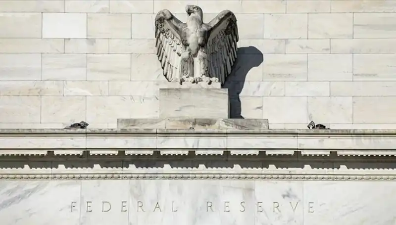 FED'in Mayıs 2025 Faiz Kararını Beklerken: Ekonomi Ne Tarafa Gidiyor?