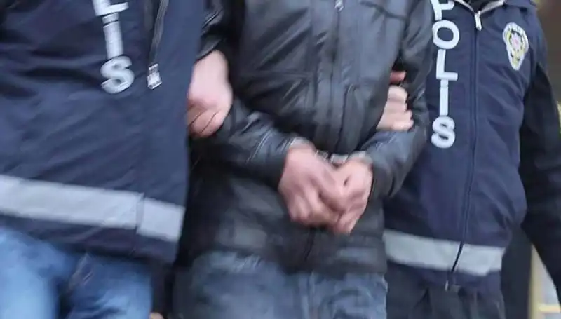 Osmaniye'de Uyuşturucu Operasyonunda Şok Tutuklamalar: 7 Kişi Gözaltına Alındı