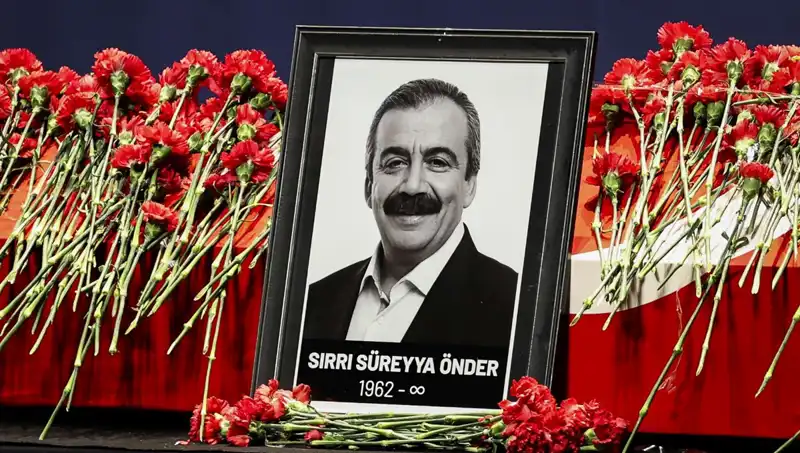 Meclis'te Sırrı Süreyya Önder'in Anması: Hazır Olun, Duygusal Anlar Yaşanacak