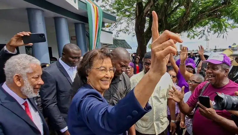 Surinam Tarihinde Bir İlki Yaşandı: İlk Kadın Devlet Başkanı Seçildi