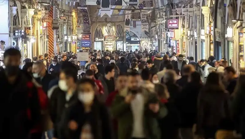 Kapalıçarşı’da Suç Çetesi Operasyonu: Kara Para Aydınlatıldı!