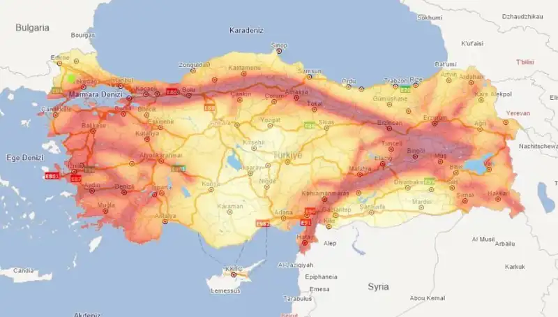 Deprem Riski Taşıyan Bölgelerde Yaşayanlar İçin Önemli Uyarı: Fay Hattı Kontrolleri