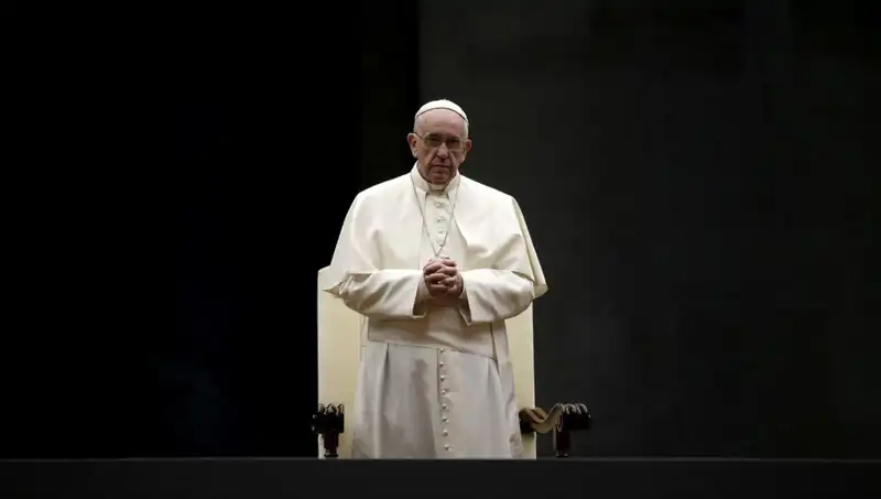 Tarihin İlk Kapıcı Papa’sı: Francis’in Sıradışı Hayat Hikayesi