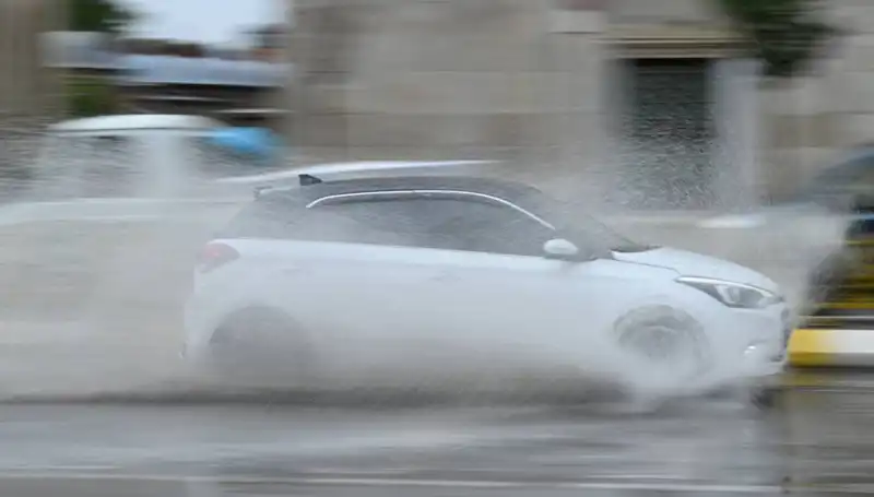 İstanbul’da Sağanak Yağış Alarmı: Meteoroloji’den Uyarılar Geldi!