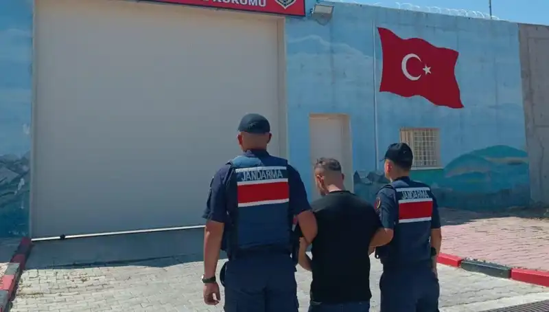 Afyon’da Farklı Suçlardan Aranan 9 Şüpheli Yakalandı: Olayın Detayları