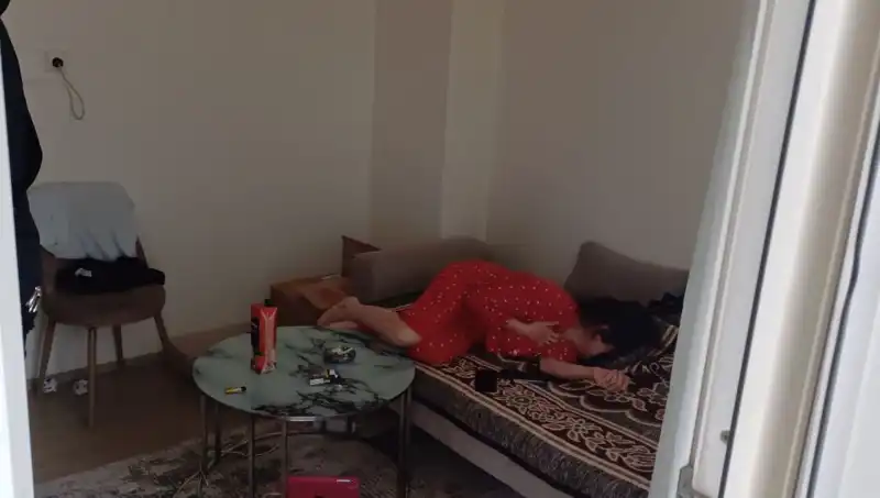 Dehşet Veren Olay: Bir Adamın Kadınına Uyguladığı Şiddet