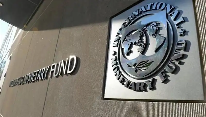 Küresel Ekonominin Geleceği: IMF, Kamu Borcunun Artışını Öngörüyor