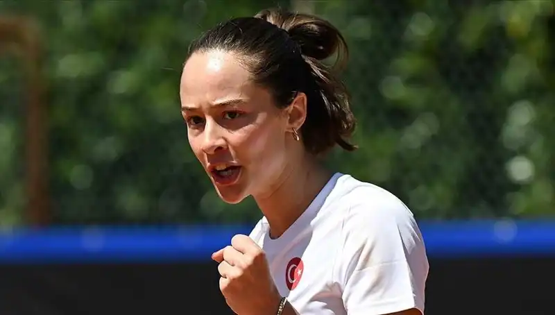 Milli Tenisçi Zeynep Sönmez, Finalde Şampiyona İçin Mücadele Edecek!