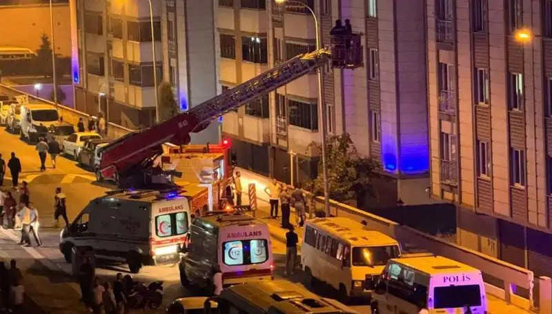 Bilecik'te Binada Yangın Korku Dolu Anlar: 9 Yaralı Hastaneye Kaldırıldı