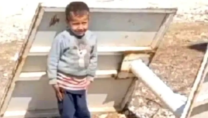 Sulama Kanalına Düşen Çocuk, Ailesini Yıkıp Geçti: Acı Olayın Detayları